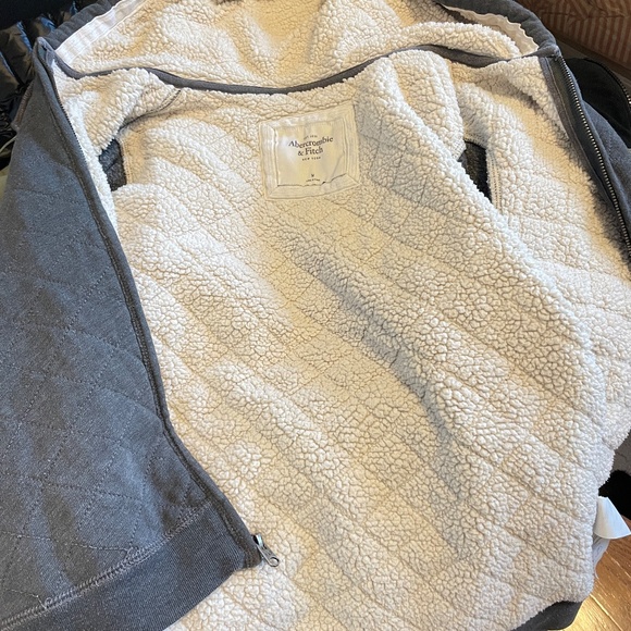 Abercrombie Fitch Bella Sherpa Lined Zip Hoodie Womens M Gray Quilted Y2K Preppy - Picture 8 of 13